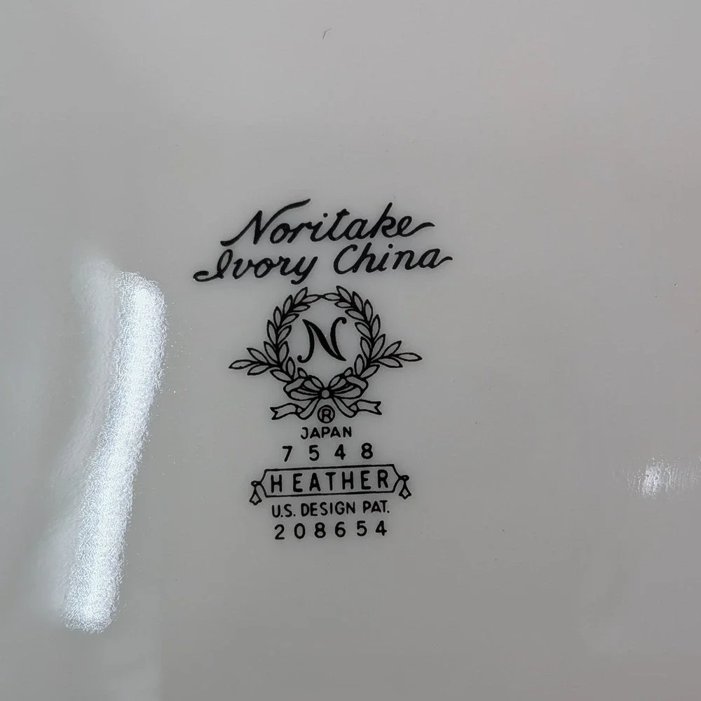 2 Vintage Noritake IvoryChina #7548 DinnerPlates 10